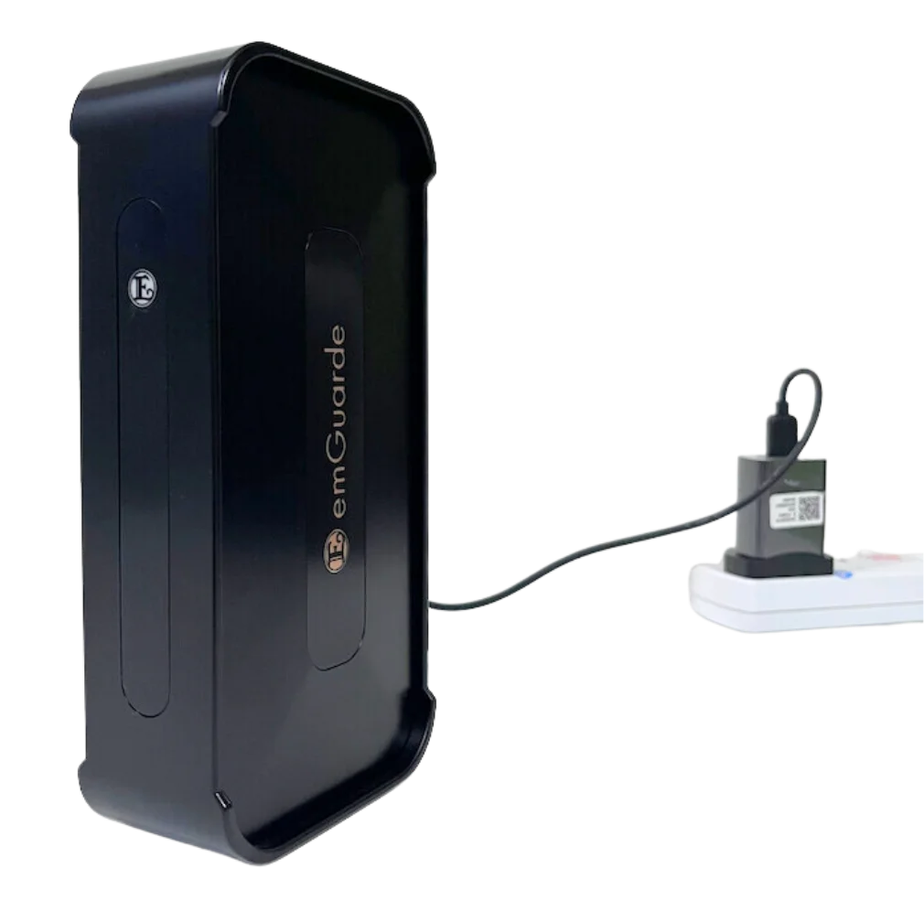 emGuarde with adapter